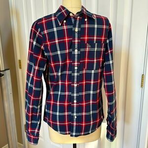 Abercrombie & Fitch men’s plaid button down shirt.  Size Small,Excellent cond.